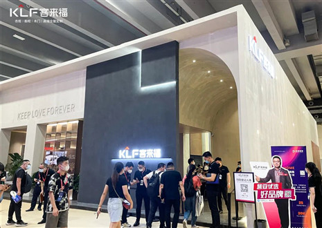 中國建博會（廣州）高端訪談|客來福尹其宏：行業(yè)領(lǐng)先水漆工藝，打造“三高”整家